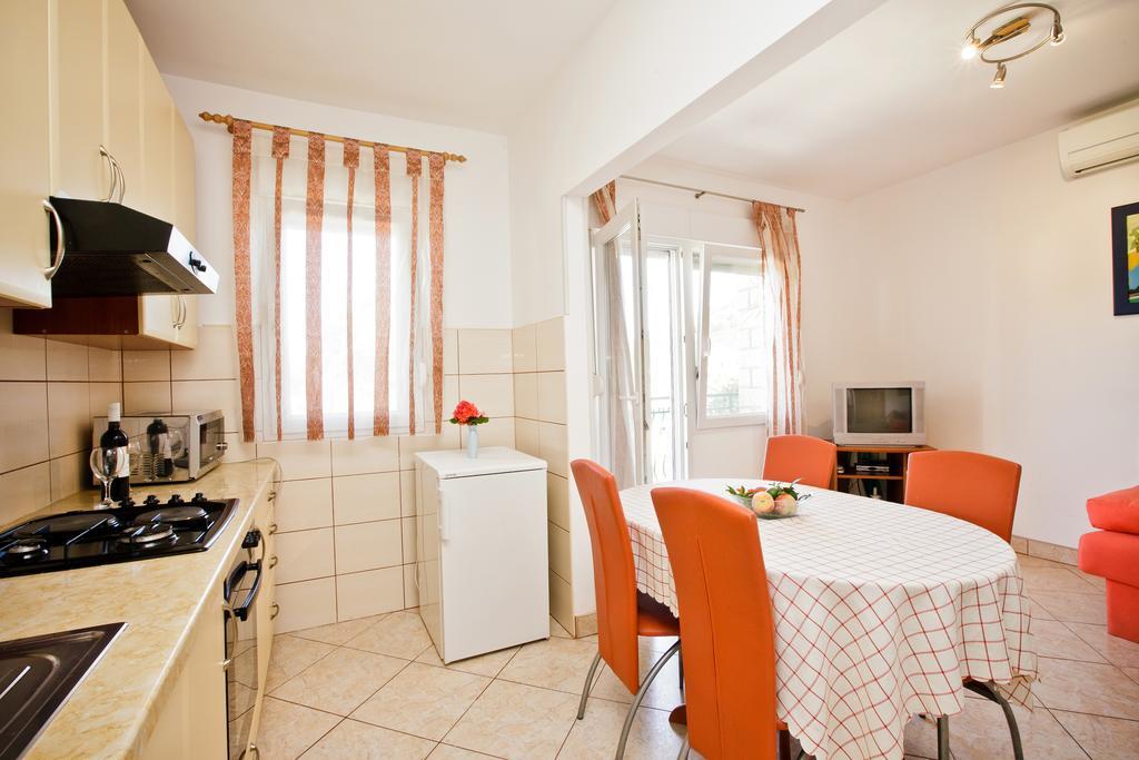 Villa Stana Vinišće エクステリア 写真