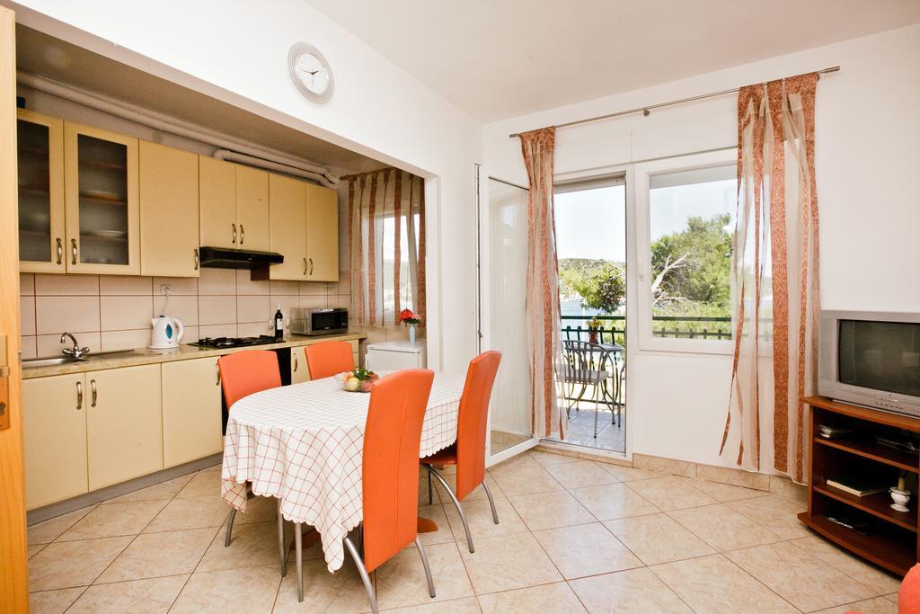 Villa Stana Vinišće エクステリア 写真