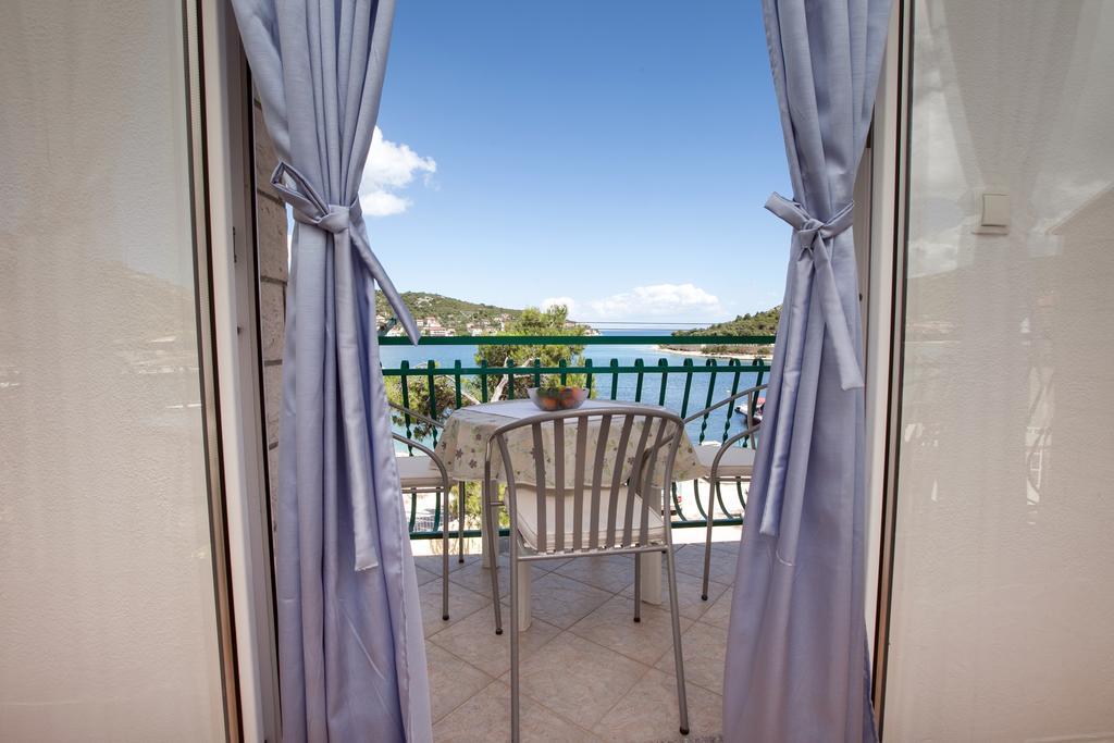Villa Stana Vinišće エクステリア 写真